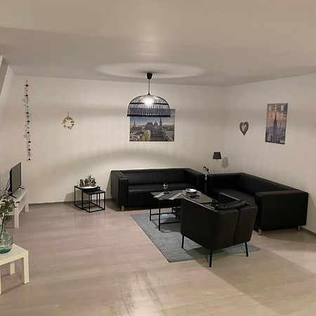 Citywohnung Wuerselen Luaran gambar