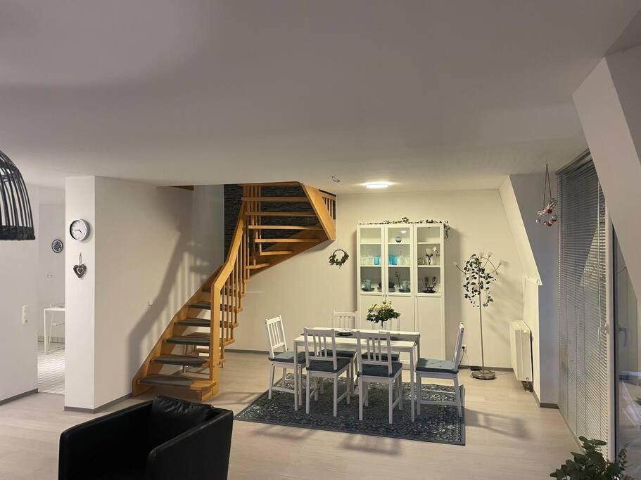 Citywohnung Wuerselen Luaran gambar